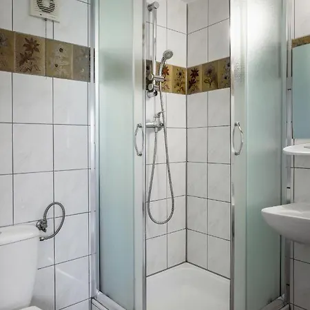 샬레 Sudeckie 쿠도바-즈루이